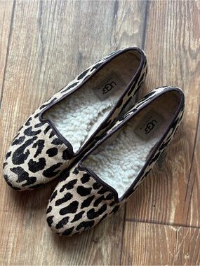UGG Leopard Print Cozy Slip-On Slippers in Tan and Black